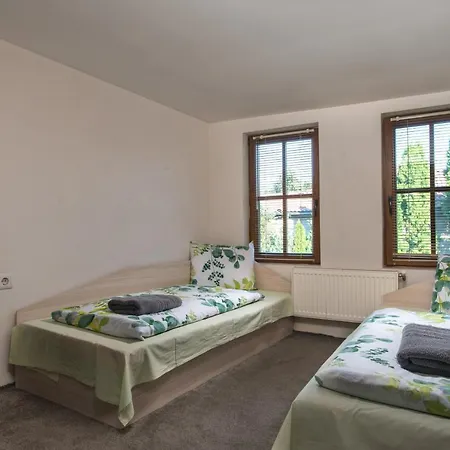 роден край * Elena